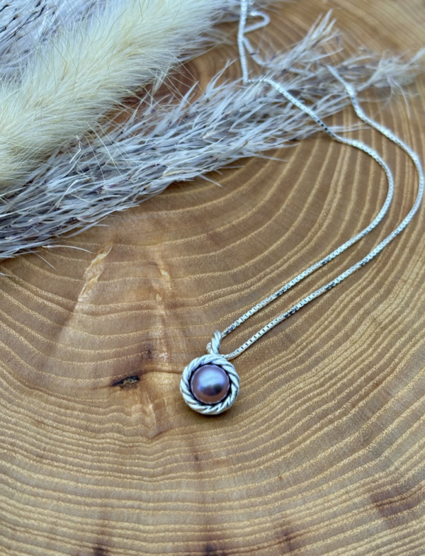 Kette mit Anhänger - Süßwasserzuchtperle mit Perldraht – Bild 2