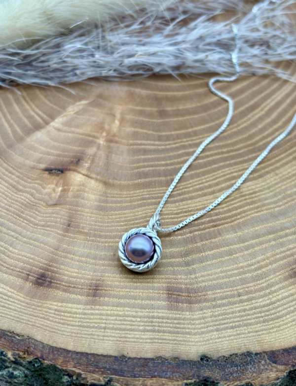Kette mit Anhänger - Süßwasserzuchtperle mit Perldraht – Bild 4