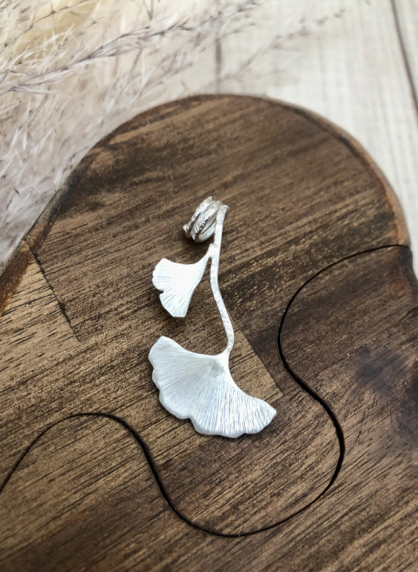 Kettenanhänger Gingko silber – Bild 2