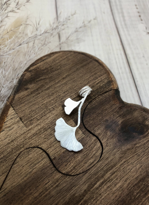 Kettenanhänger Gingko silber – Bild 3