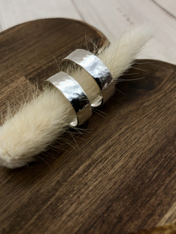 Trauringe breit - Hammerschlag – Bild 4