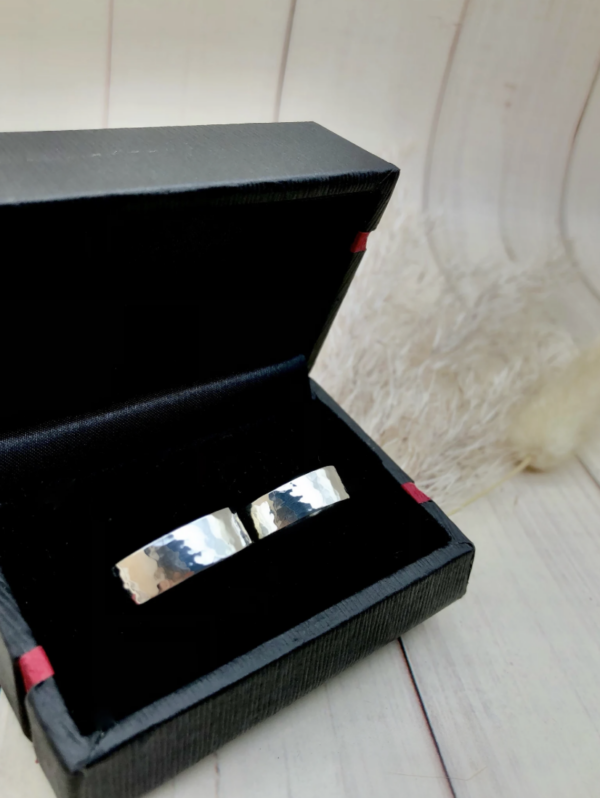 Trauringe breit - Hammerschlag – Bild 5