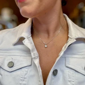 Kette mit Anhänger - silber Perle