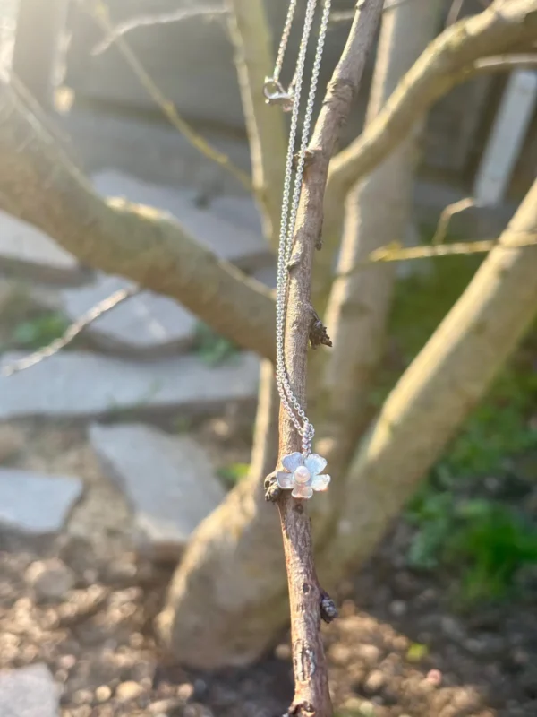 Kette mit Anhänger - silber Blüte – Bild 3